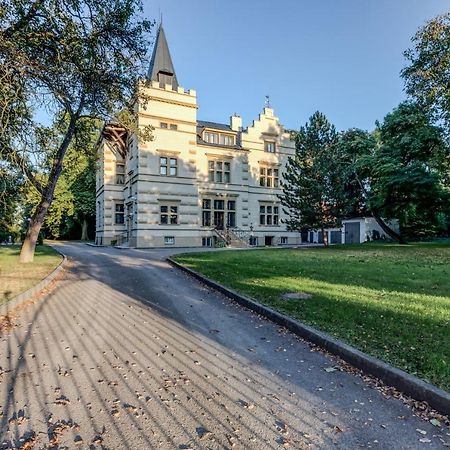 Vila Austerlitz エクステリア 写真